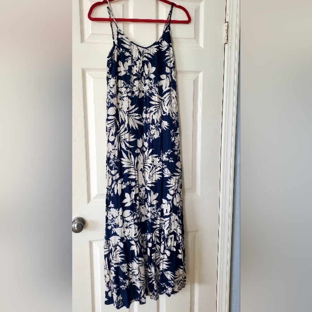 Z Supply Navy and White Floral Dress
